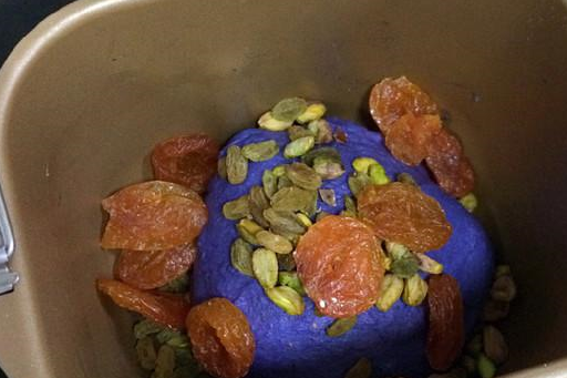 这款"星空包"完胜脏脏包,网友:好像鞋垫子_面包_美食_保健