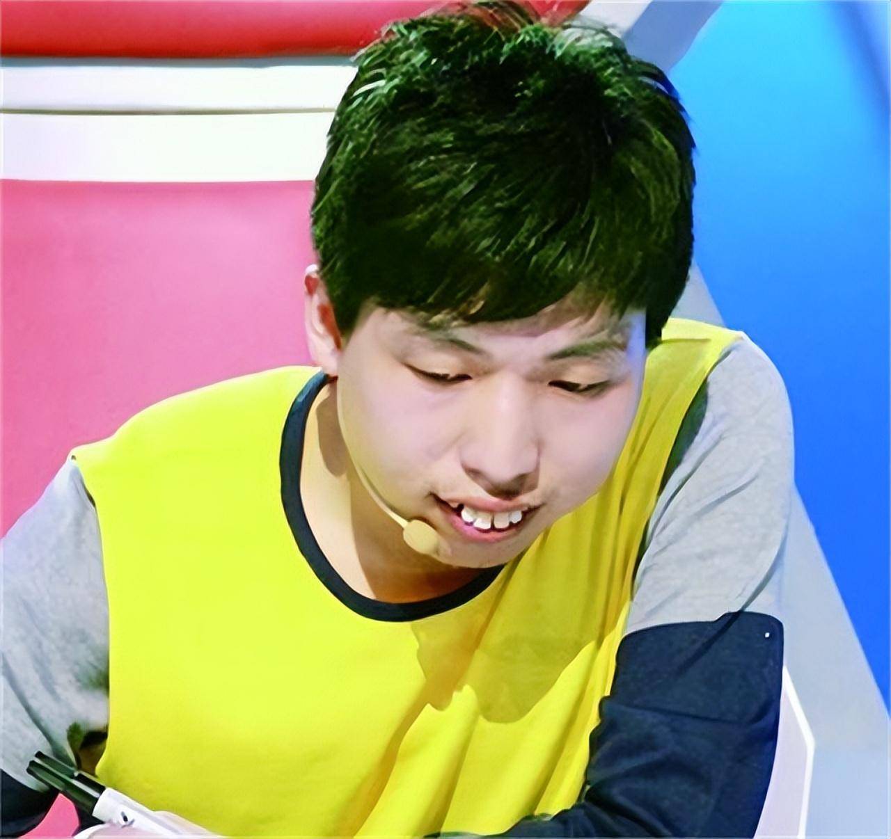 7位选手现状:有人靠卖课为生,水哥的生活令人向往_魔方_贾立平_因为