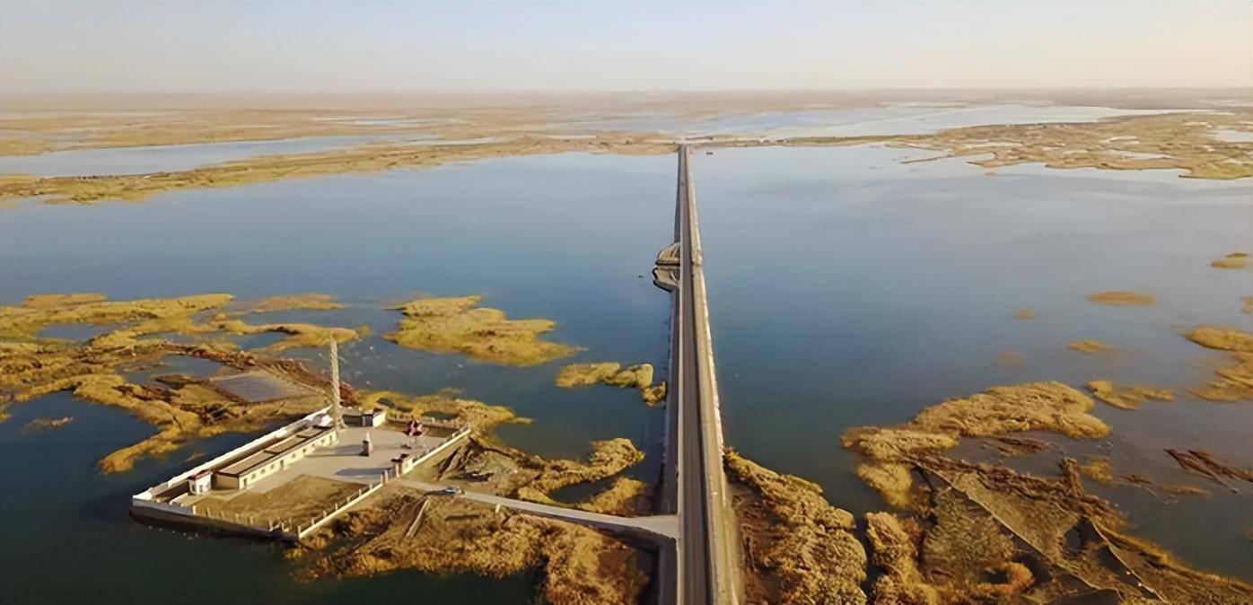 中国最长的内陆河塔里木河,是怎么重新"复活"的?_输水_生态_河流