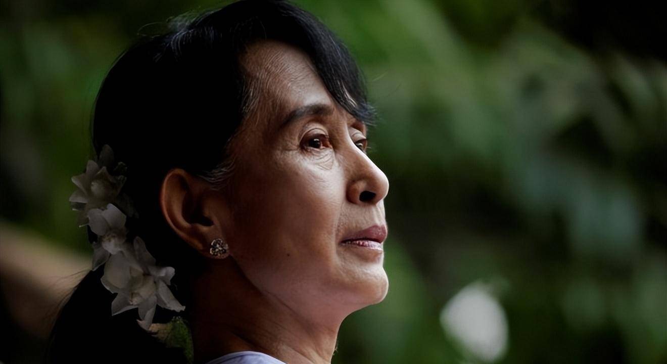 昂山素季:世界上没有任何一个国家能在勤勉上超越中国_我国_人民_西方