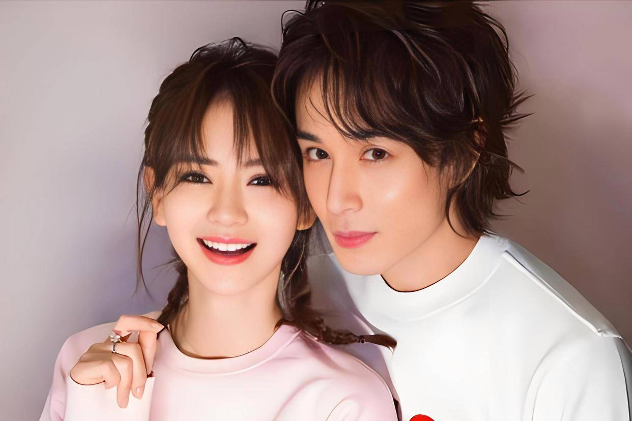 李幸倪最知名的身份,是《中国好声音4》周杰伦组的季军,全国总决赛的