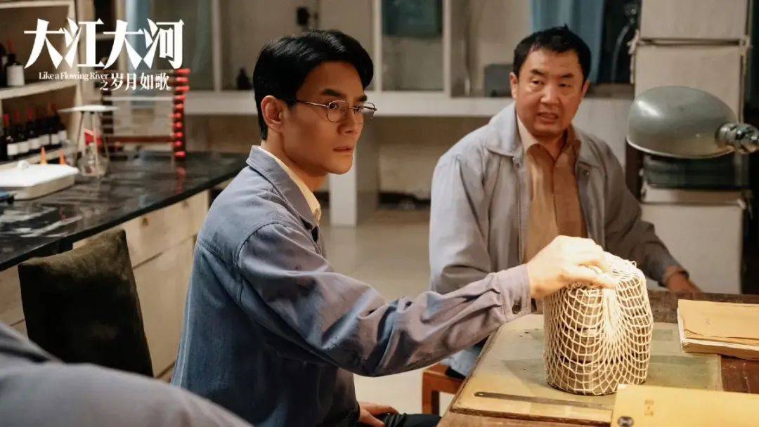 是他一意孤行,看上了美国更先进的技术,所以才有了跟洛达的合作