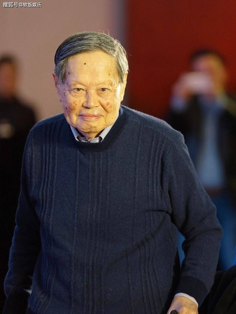 102岁杨振宁罕见露面!