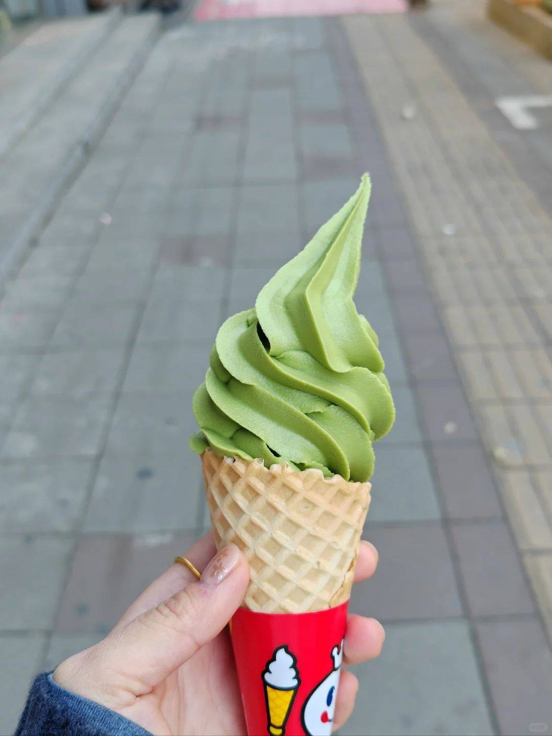 张红甫复古风潮席卷蜜雪冰城:抹茶冷饮的新旧对话_情感_味蕾_味道