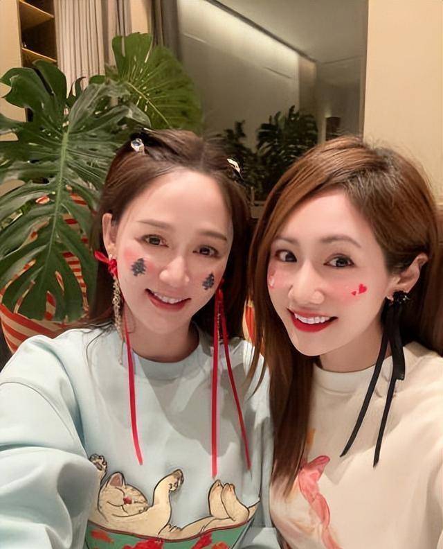 郑钧老婆41岁生日,陈乔恩霍思燕等到场庆祝,姐姐们同框超养眼_刘芸