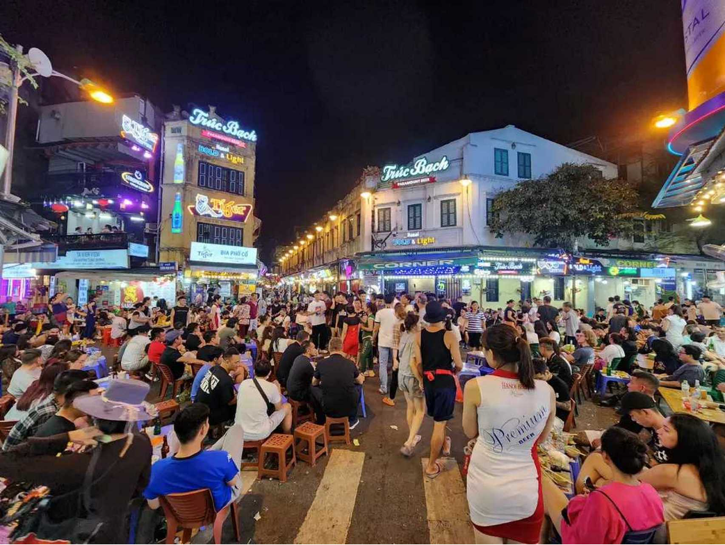 越南荣市花街图片