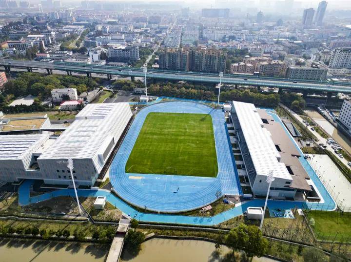 水性eau,助力上海川沙体育场顺利通过田协一类场地认证_中国田径协会
