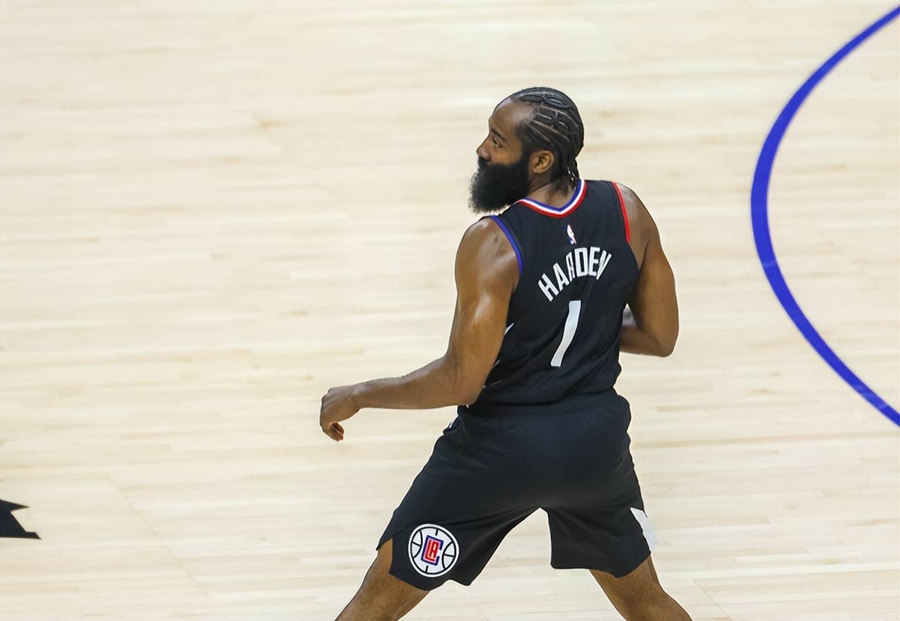 不配全明星?连送鬼魅妙传 哈登赛季首个3双打脸众媒体_比赛_乔治_助攻