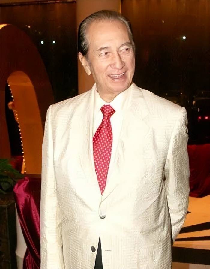 香港也有不少犹太富豪,赌王何鸿燊也是犹太后裔,家族已富五代人_何东