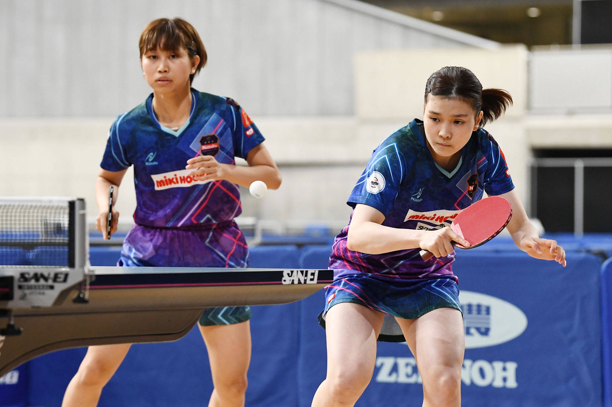 张本智和男双丢冠,木原美悠混双夺冠,与长崎美柚女双险胜夺冠_比赛