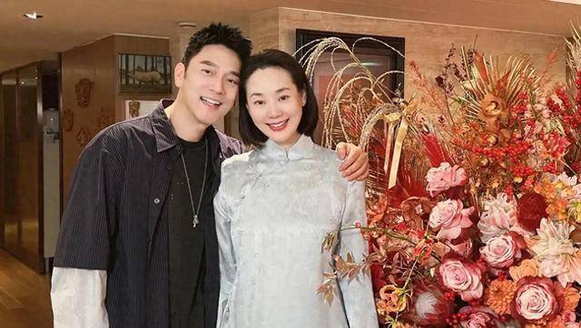 不老男神林依轮为老婆庆生,甜蜜爆棚!一家人其乐融融太温馨了!