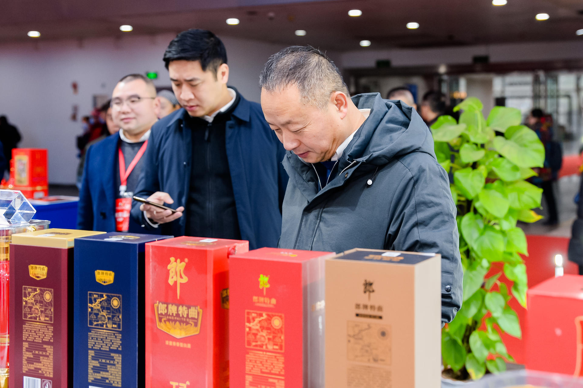 "第17届重庆年货节"在南坪国际会展中心启幕_腊肉_精品_市民