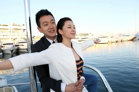 佟大为与关悦:娱乐圈的师生恋奇迹,八年三娃的幸福之源_爱情_感情