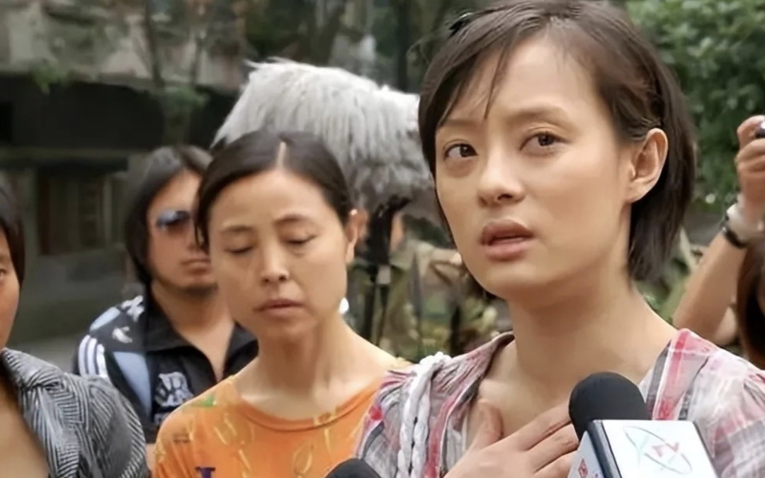 《甄嬛传》里的小玉娆出道,颜值演技堪忧,竟是孙俪亲妹妹_孙艳_父亲