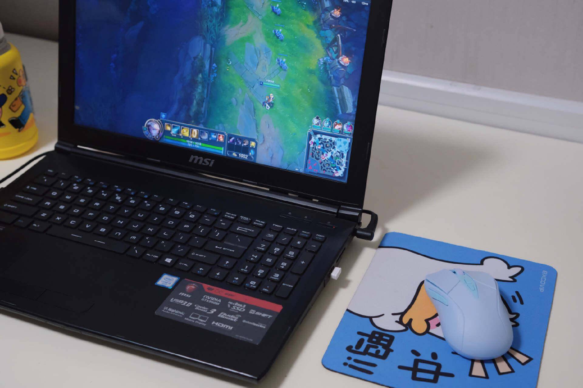 颜值性能俱佳的无线双模游戏鼠标，我推荐雷柏V300 PRO