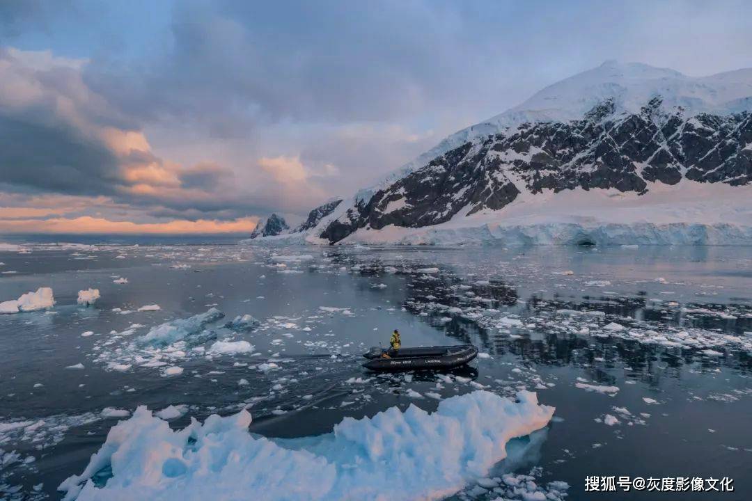 極致探秘之旅,直至世界盡頭_南極_王彩英_冰川