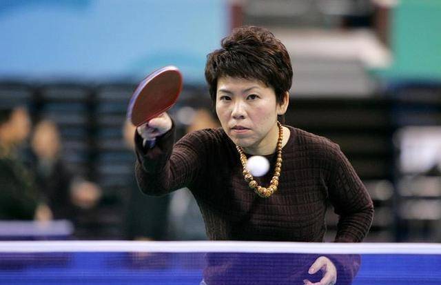 邓亚萍正式担任乒乓球宣传大使,与刘国梁共同推动国乒发展_中国_推广