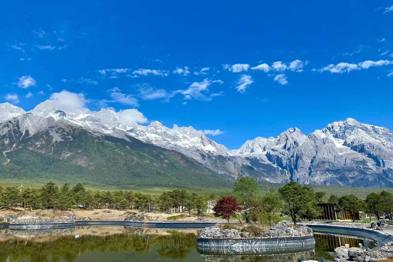 玉龙雪山景点图片