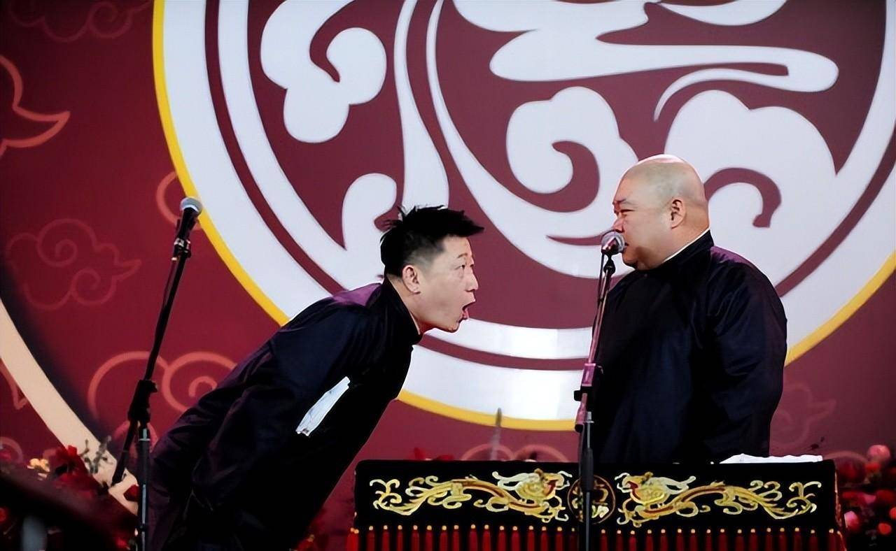 看到郭德纲和经纪人王海先后晒出的照片,不少网友直呼,郭德纲不愧是