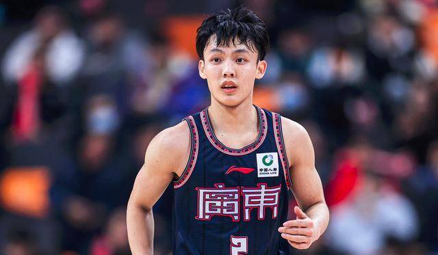徐杰狂砍35分回击质疑,成全场最佳球员_比赛_广东队_外援