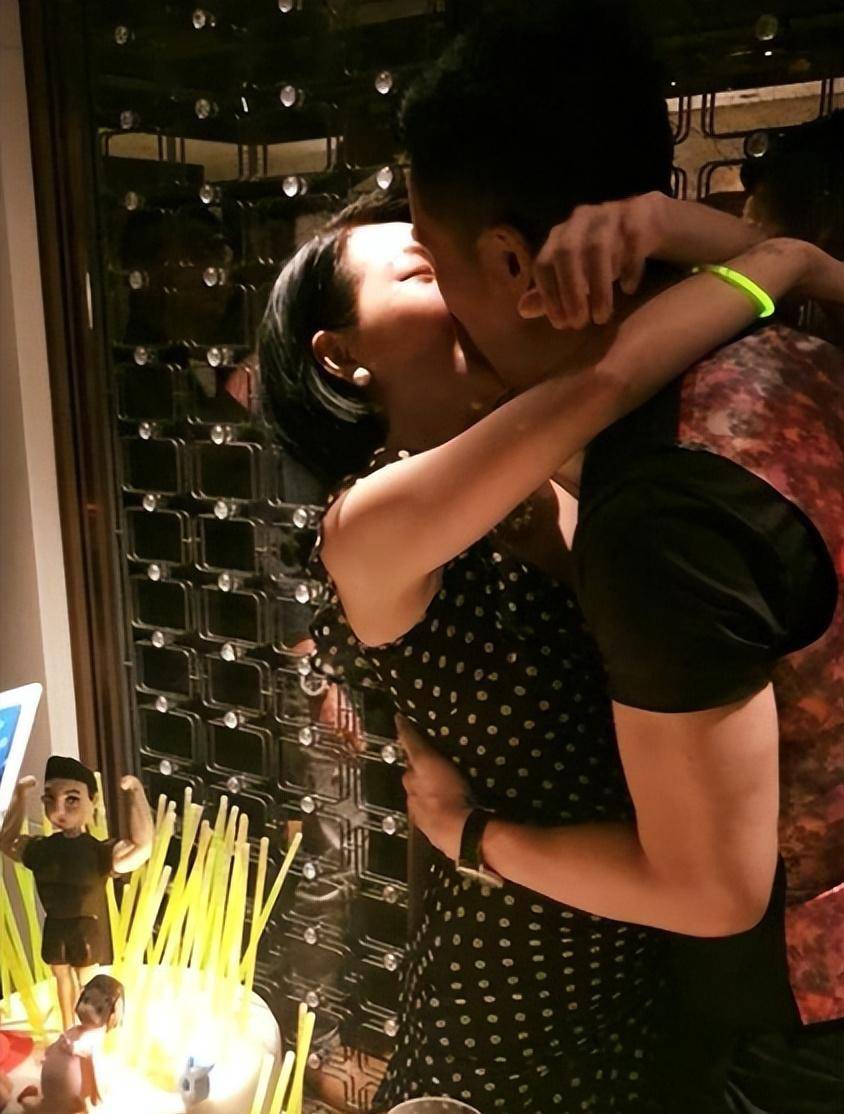 小s坦言遭许雅钧拒吻 自曝彼此间毫无吸引力 反被冷淡对待_婚姻_夫妻