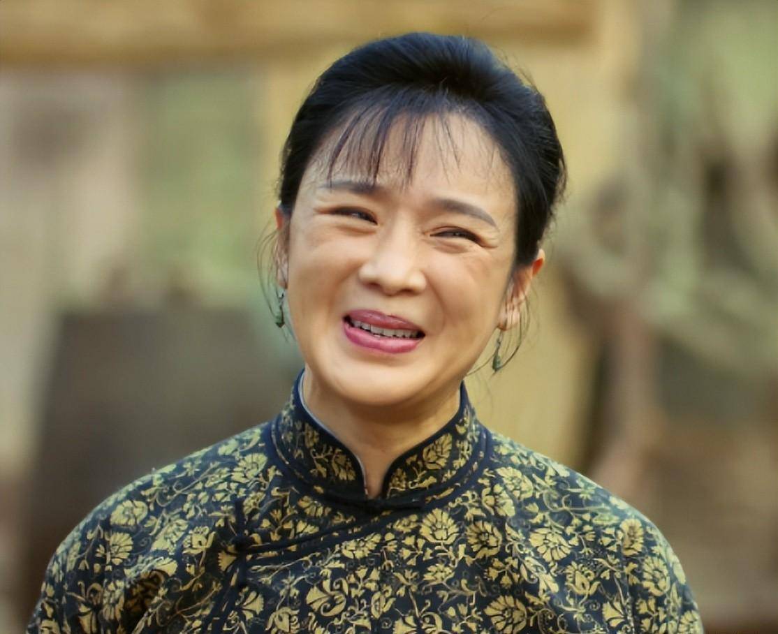 央视抗战剧:秦海璐皱纹都是戏,五大女主天然脸与硅胶脸对比明显