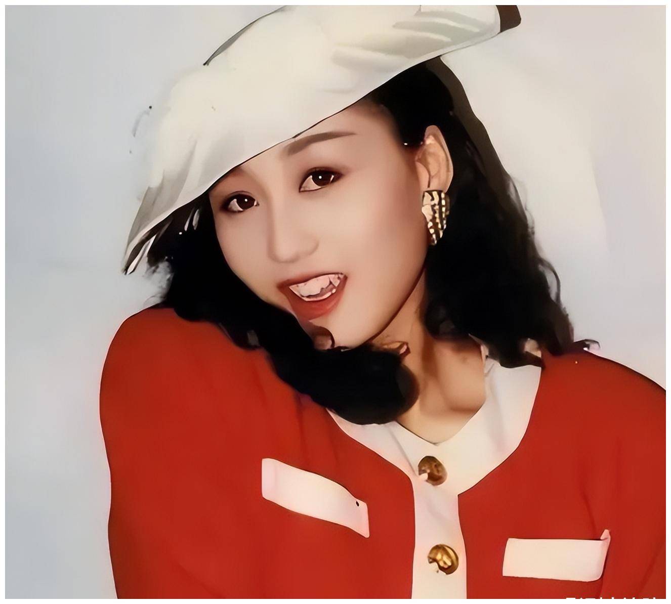 身材颜值大变样,满脸皱纹身材佝偻到认不出_李连杰_香港_女儿