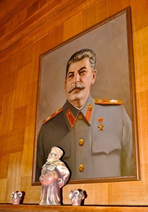 斯大林多高 来自搜狐网