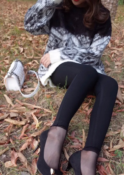 高跟鞋历经了几百年的发展,演变出了各式各样的款式