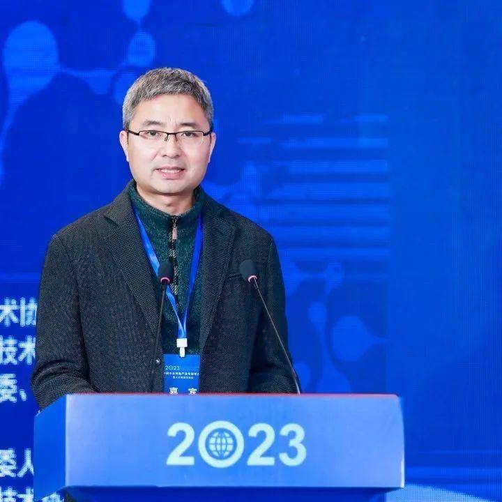 长杜振宁,中国农业科学院蔬菜花卉研究所种质资源研究室主任王海平