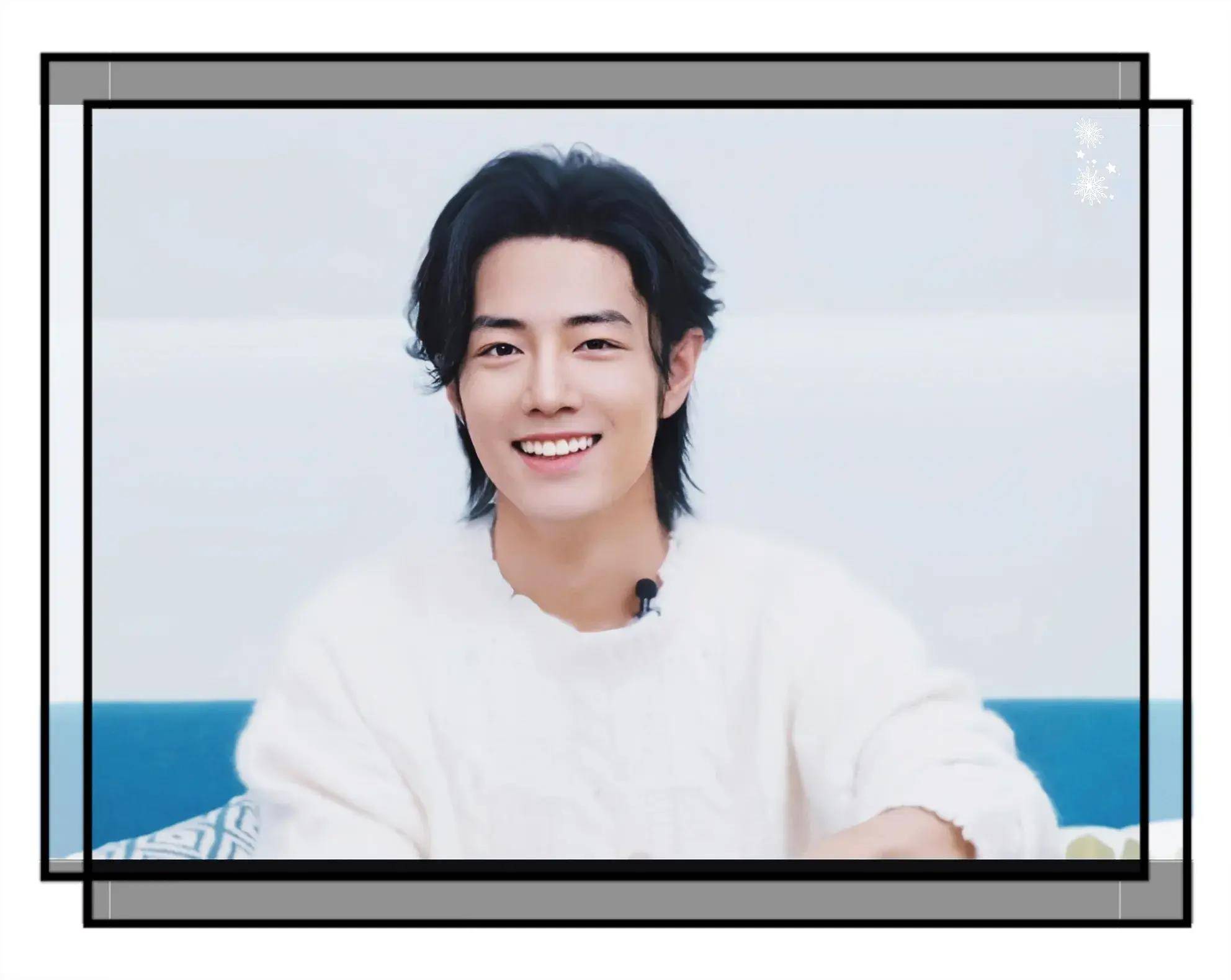 肖战gq二月刊封面来袭:电影质感下的魅力展现