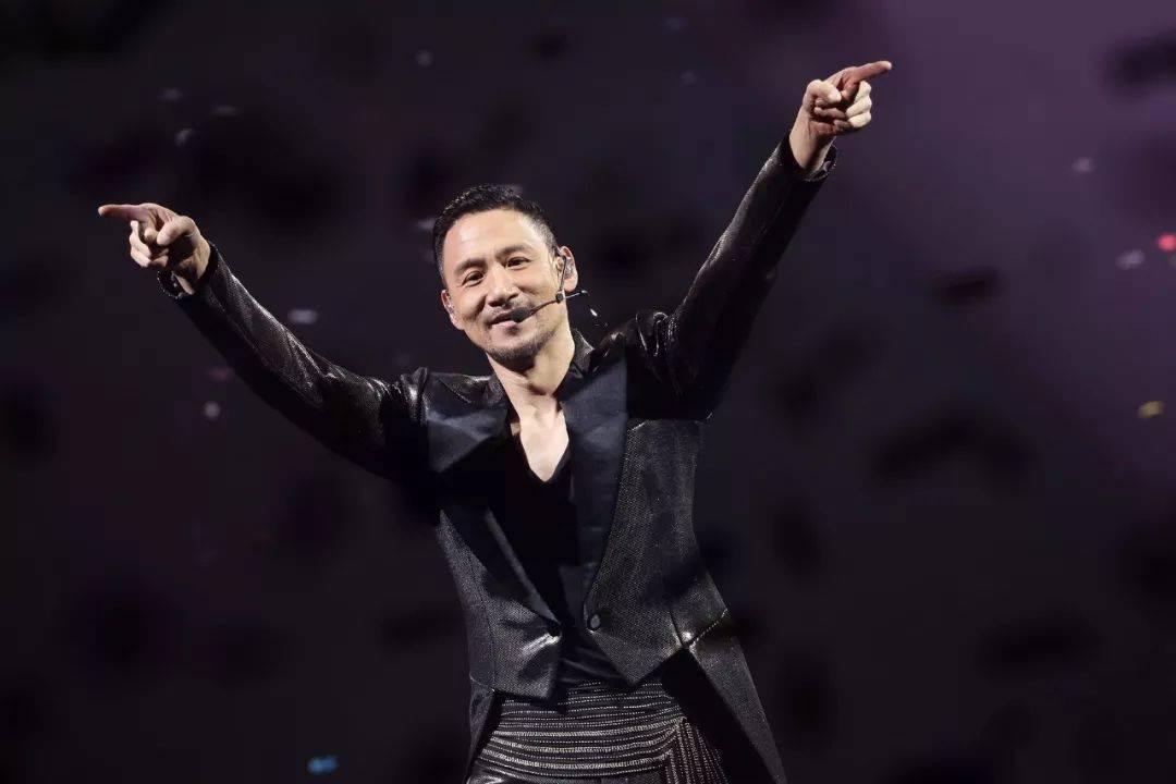 大家都知道的,歌神张学友上一轮巡演自2016年在北
