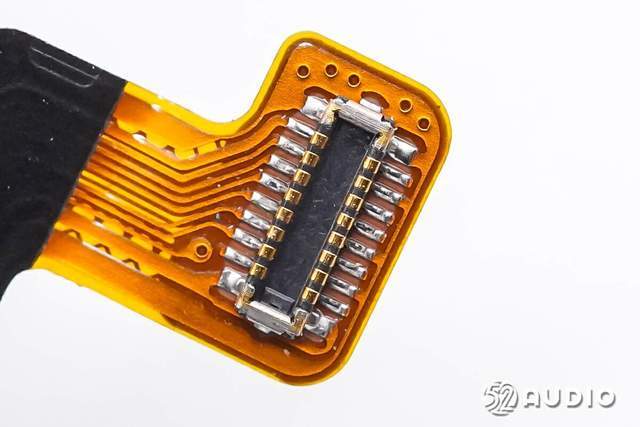 连接的btb连接器公座特写,来自亚奇科技 (ocn),型号:ok-128gm016/2-35