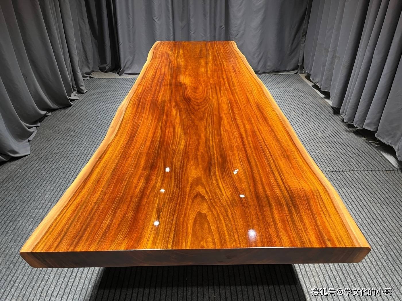 性价比最高的奥坎实木大板茶桌,你了解多少?_自然_来自_原木