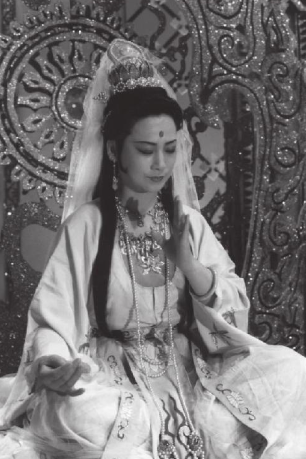 "观音"左大玢:与初恋结婚生子,如今43岁活成了人生赢家