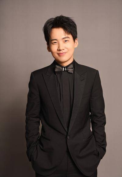 这些给老爹脸上贴金的富二代们,个个低调又优秀_郭德纲_父亲_张若昀