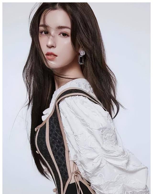 盘点新疆六大美女,肤白貌美国色天香,你喜欢谁?_美食_照片_梦想