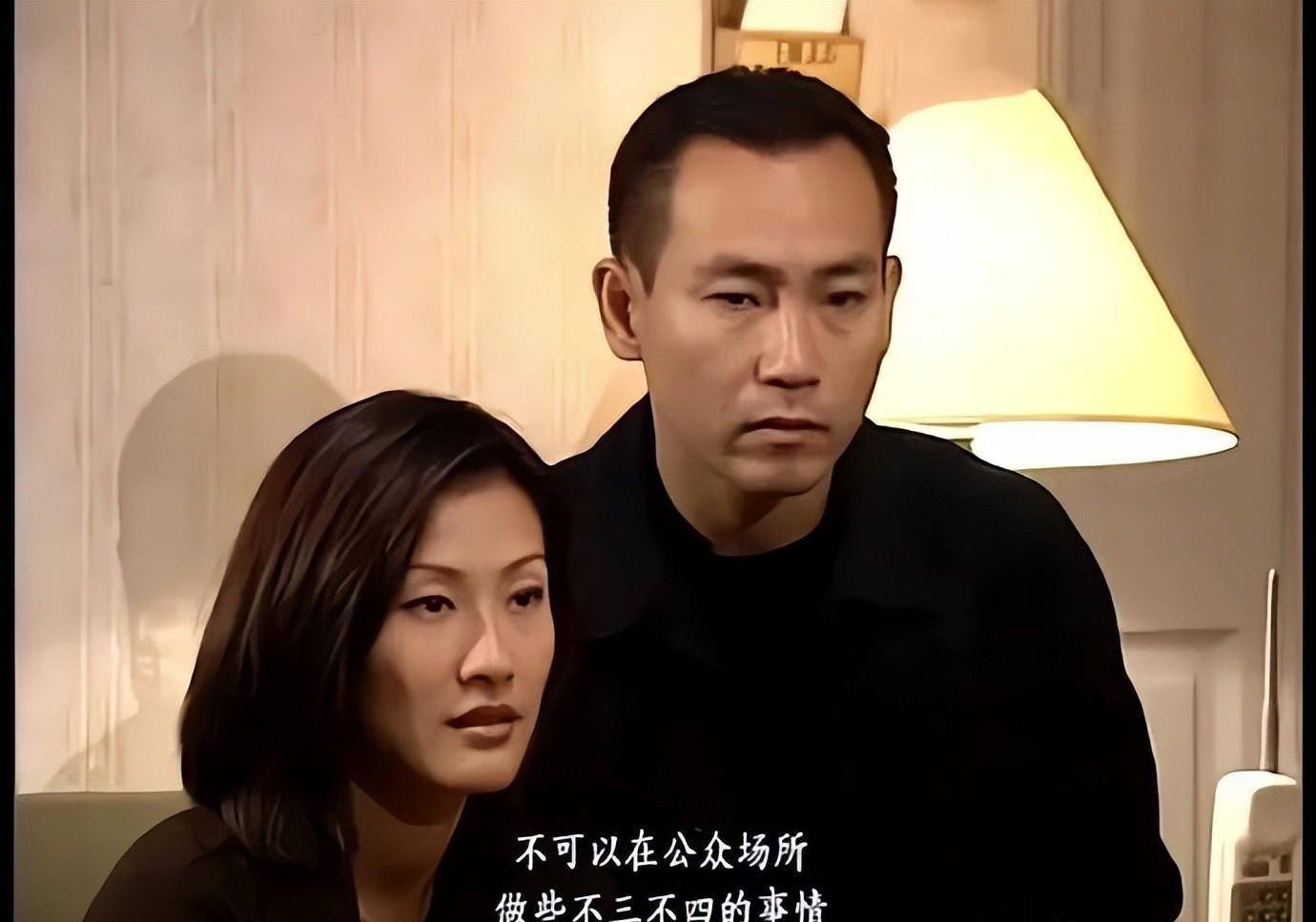 《妙手仁心》里他还与陈慧珊二搭,只是最后be了.