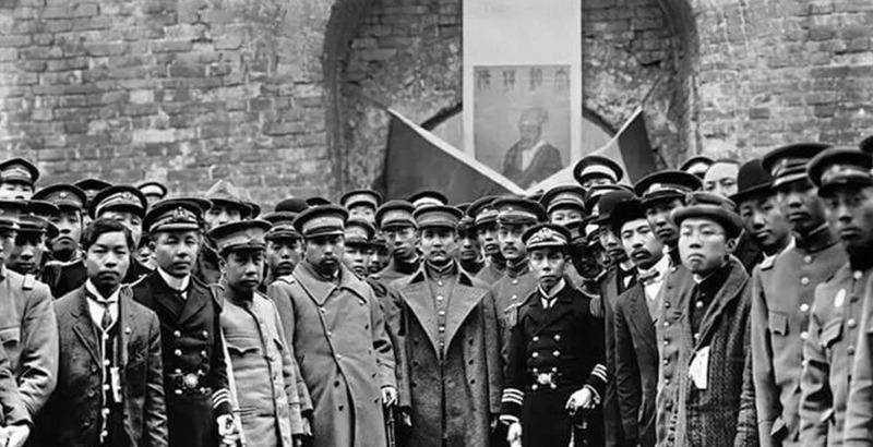 1911年9月24日,蒋翊武的文学社与湖北的另一个革命组织共进会共同策划