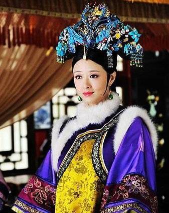 《甄嬛传》拍摄花絮:陈建斌"偷袭"蒋欣,这段戏让人拍案叫绝!
