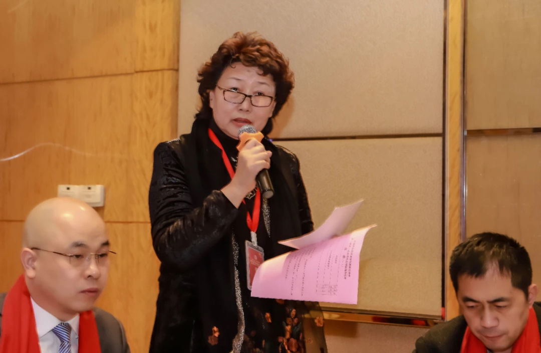 市山东商会现代服务业分会一届一次会员大会在浦东喜来登由由酒店召开