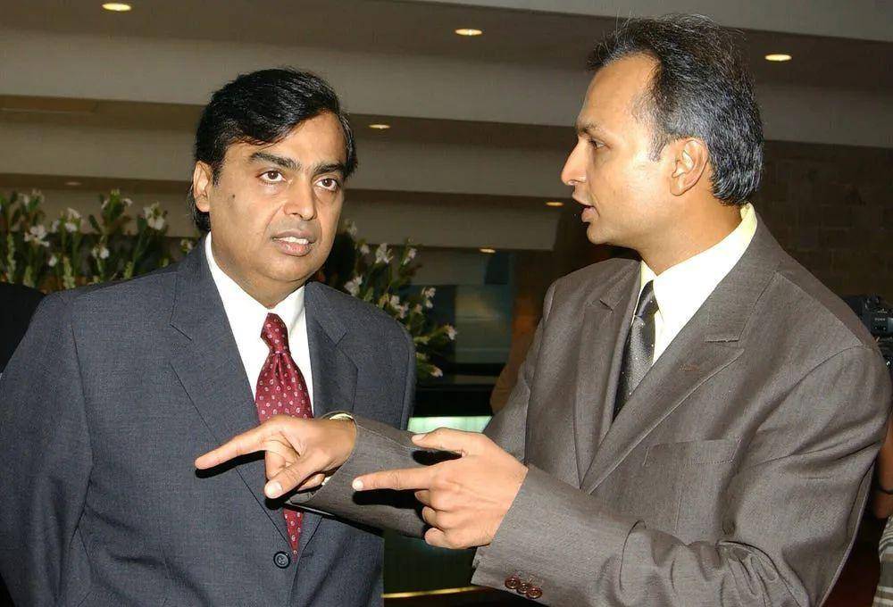 印度首富:兄弟反目,老婆孩子极尽奢华,买下英国5.1亿庄园避难