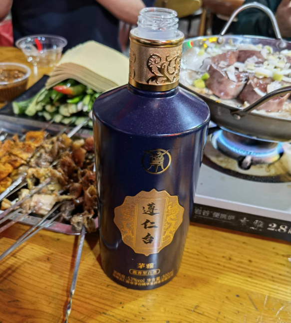 延安酱酒图片