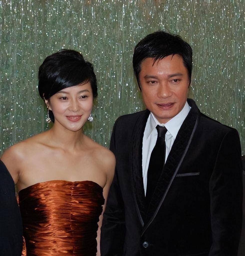 60岁罗嘉良内地商演捞金!