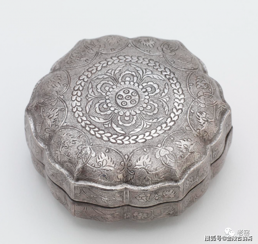 唐 三彩宝相花纹洗 美国波士顿美术馆藏