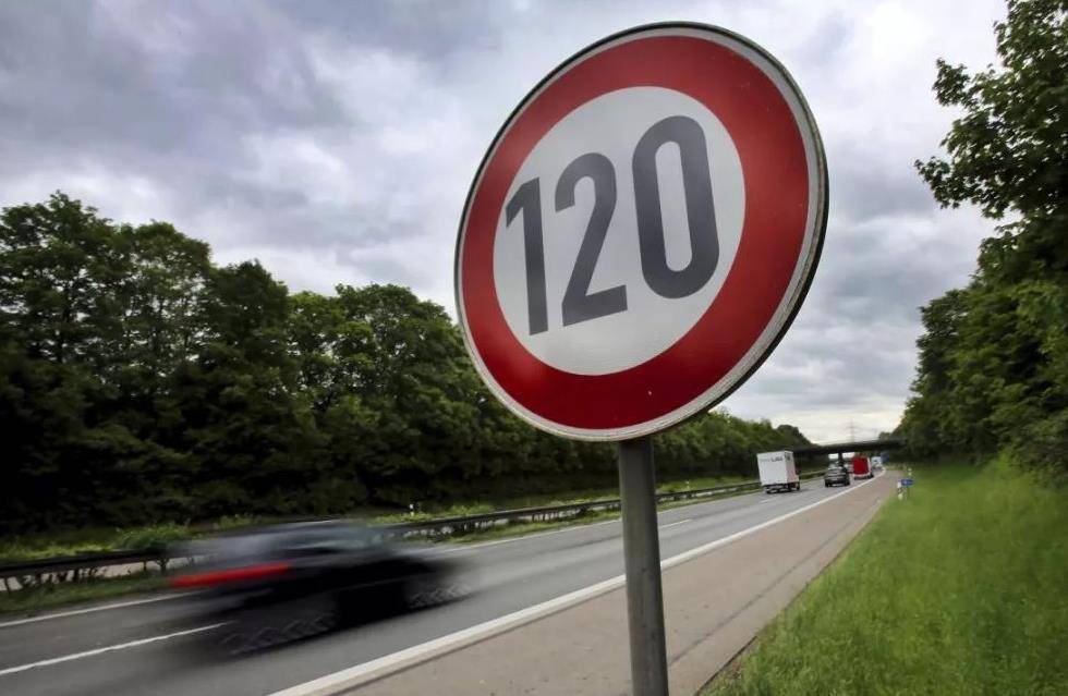 高速限速120,为何有人跑到130还没被罚?