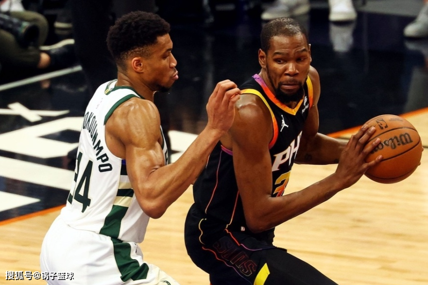 易边再战,布克中距离命中反超1分,字母哥罚球拿回1