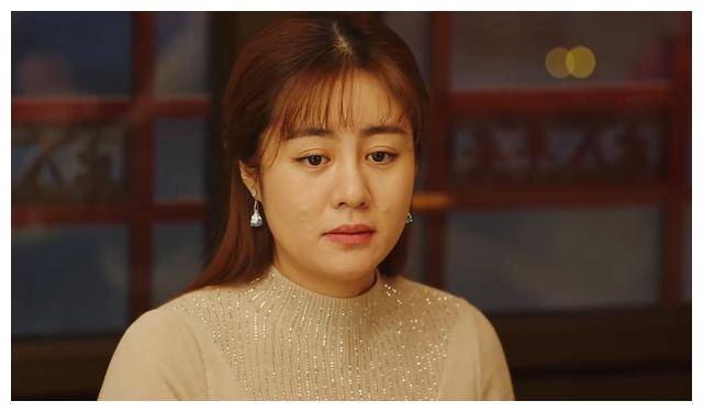 乡村爱情16:王小蒙发福,杜小双撞脸白清明,象牙山村花洗牌!