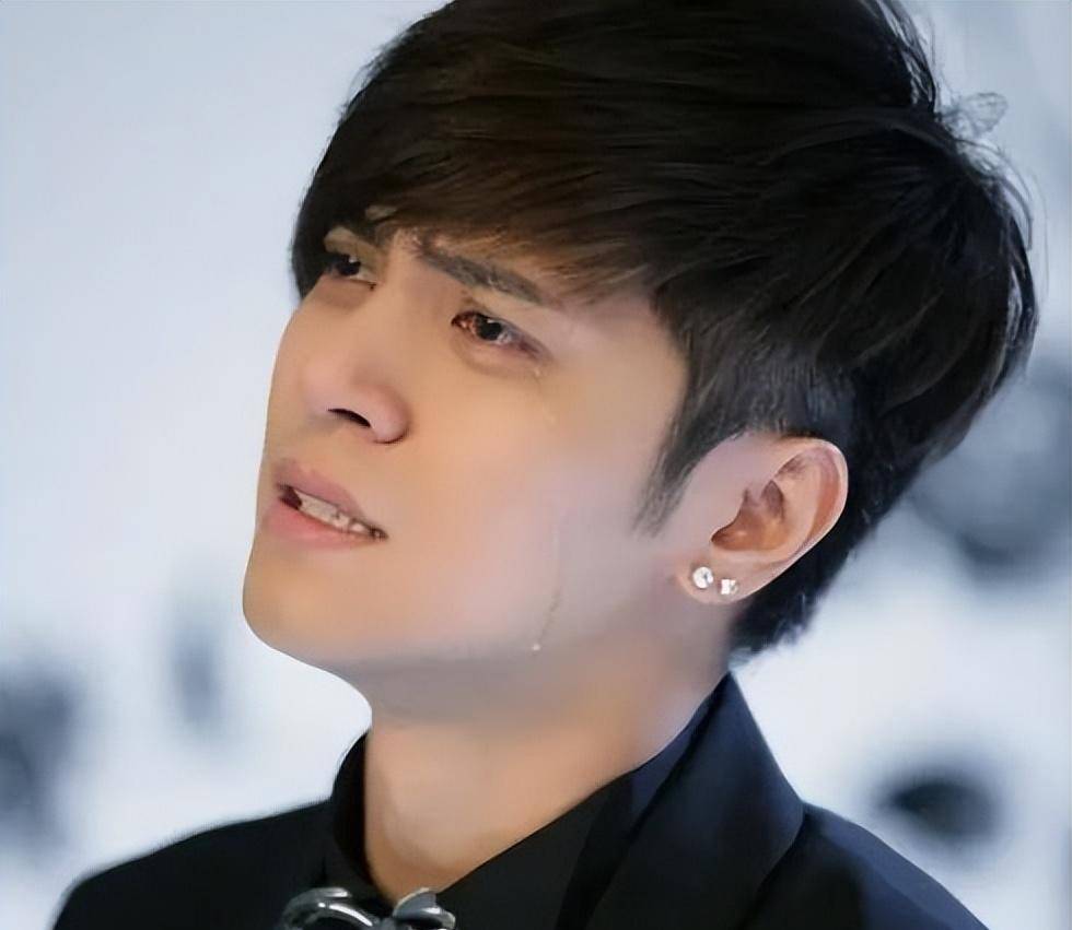 欧弟嘲笑罗志祥拍照后,离婚两年成功复出主持_关系_照片_恩怨