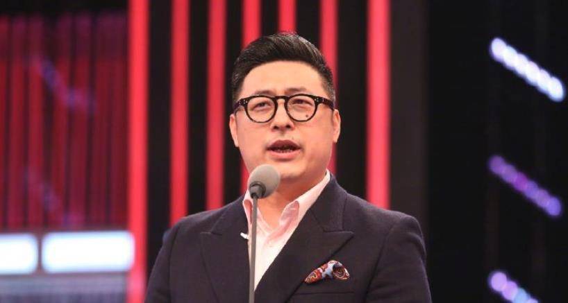 王岳伦与美女更多亲密画面流出,女方正脸曝光,与李湘同类型_公众_事件